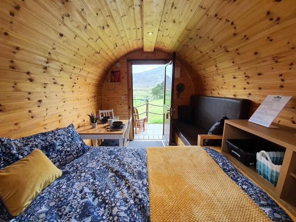 Отель Gorse Hill Glamping Ньюкасл Экстерьер фото