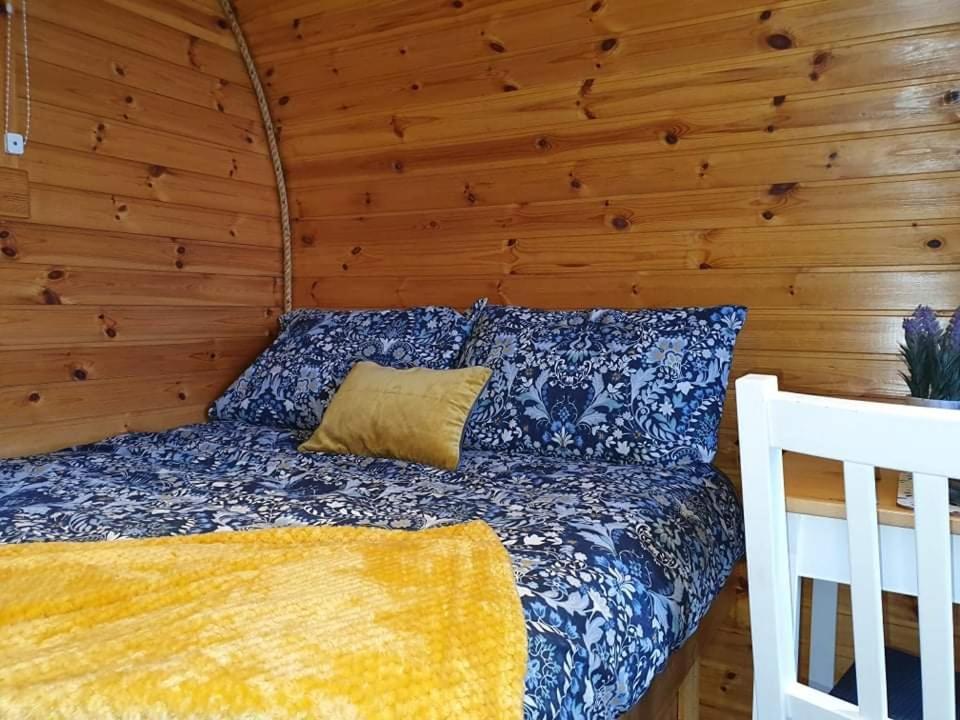 Отель Gorse Hill Glamping Ньюкасл Экстерьер фото