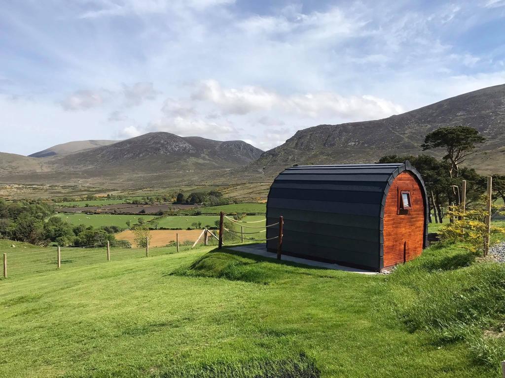 Отель Gorse Hill Glamping Ньюкасл Экстерьер фото