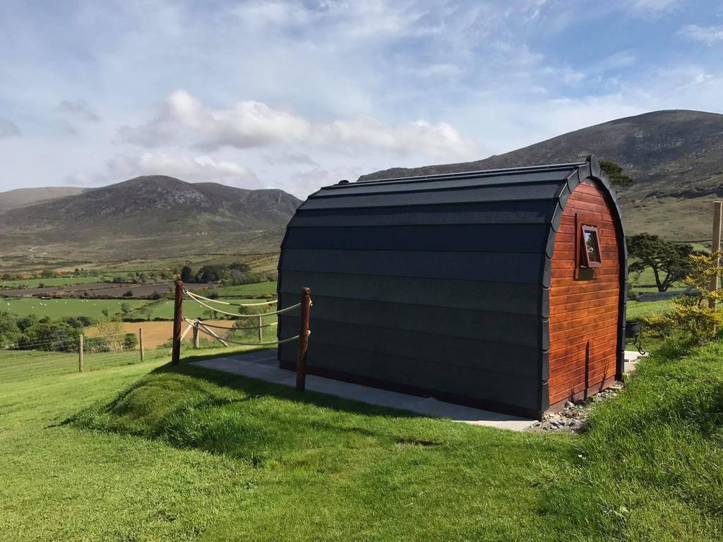 Отель Gorse Hill Glamping Ньюкасл Экстерьер фото